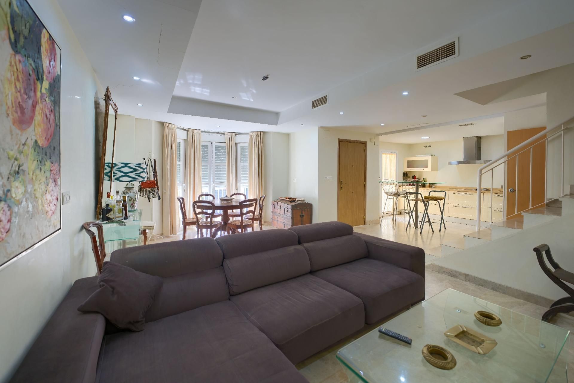 Living room of Single-family semi-detached for sale in Tomares  with Air Conditioner, Terrace and Storage room