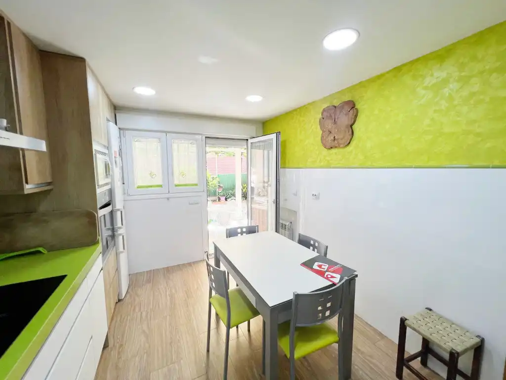 Cuina de Casa o xalet en venda en Getafe amb Aire condicionat, Calefacció i Terrassa