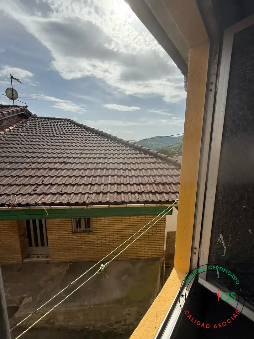 Casa o xalet en venda a Mieres - AL SANTA ROSA, Zona Rural