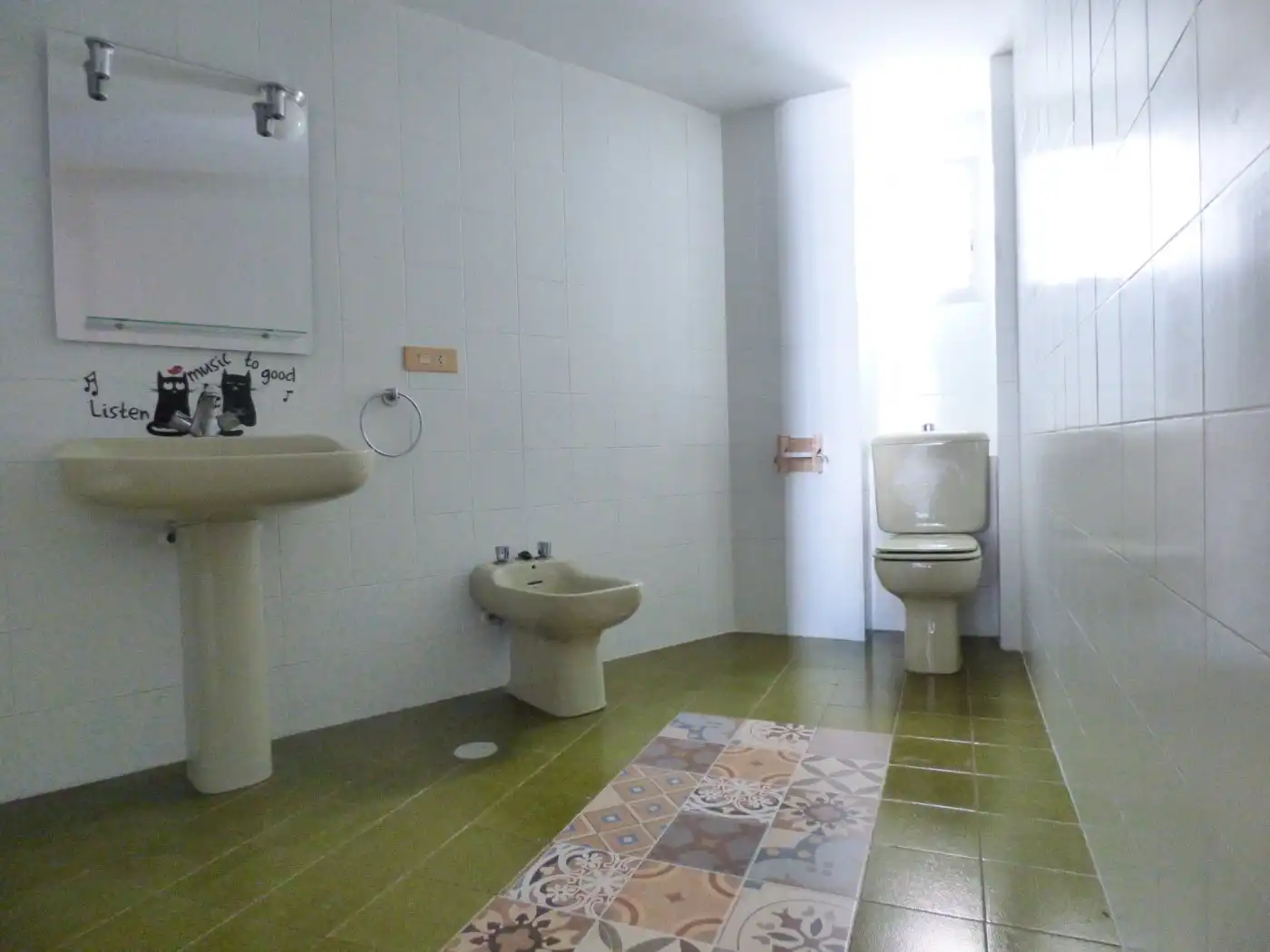 Baño de Piso de alquiler en Valencia con Aire acondicionado, Calefacción y Balcón