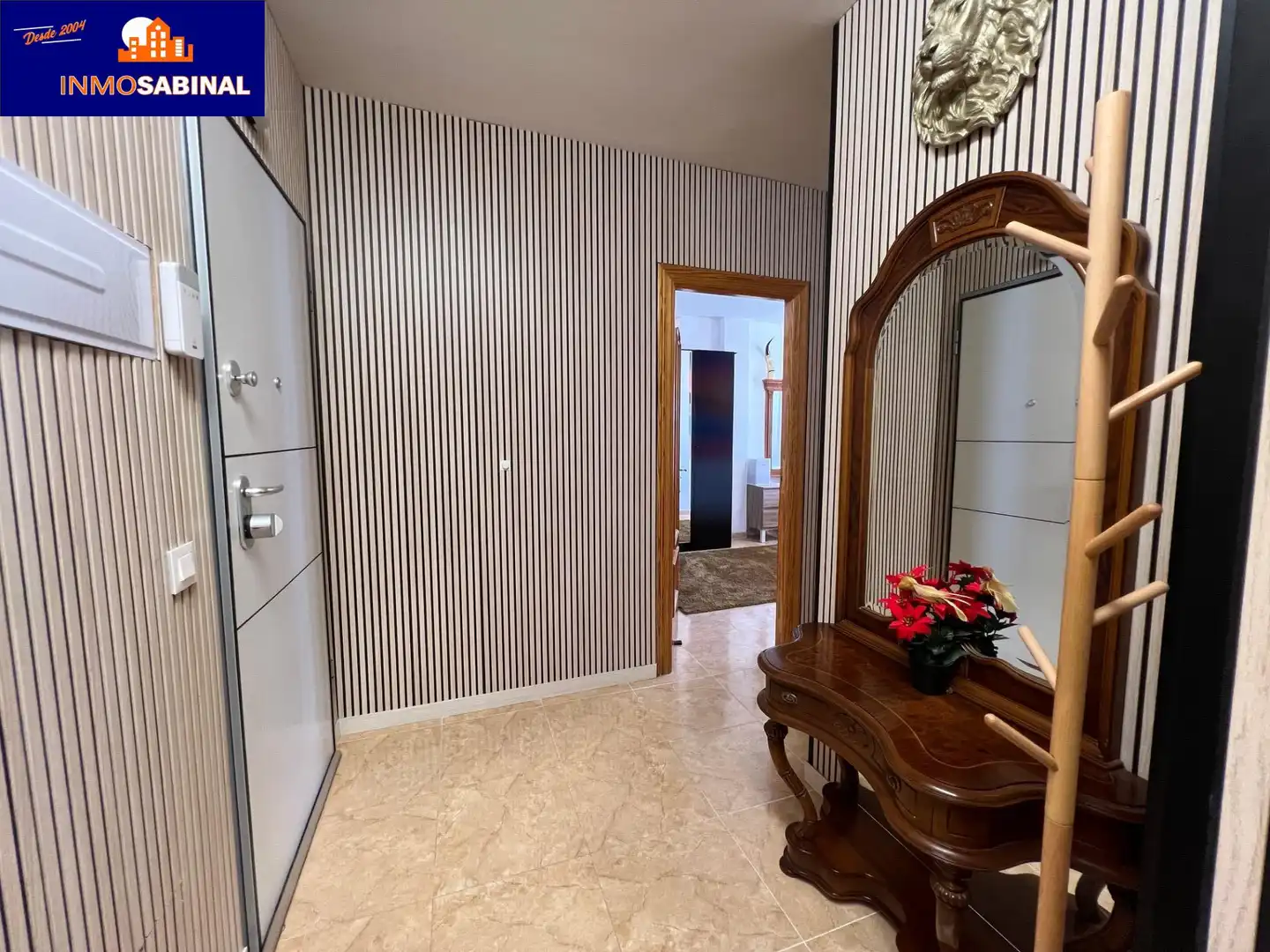 Piso en venta en Roquetas de Mar con Amueblado