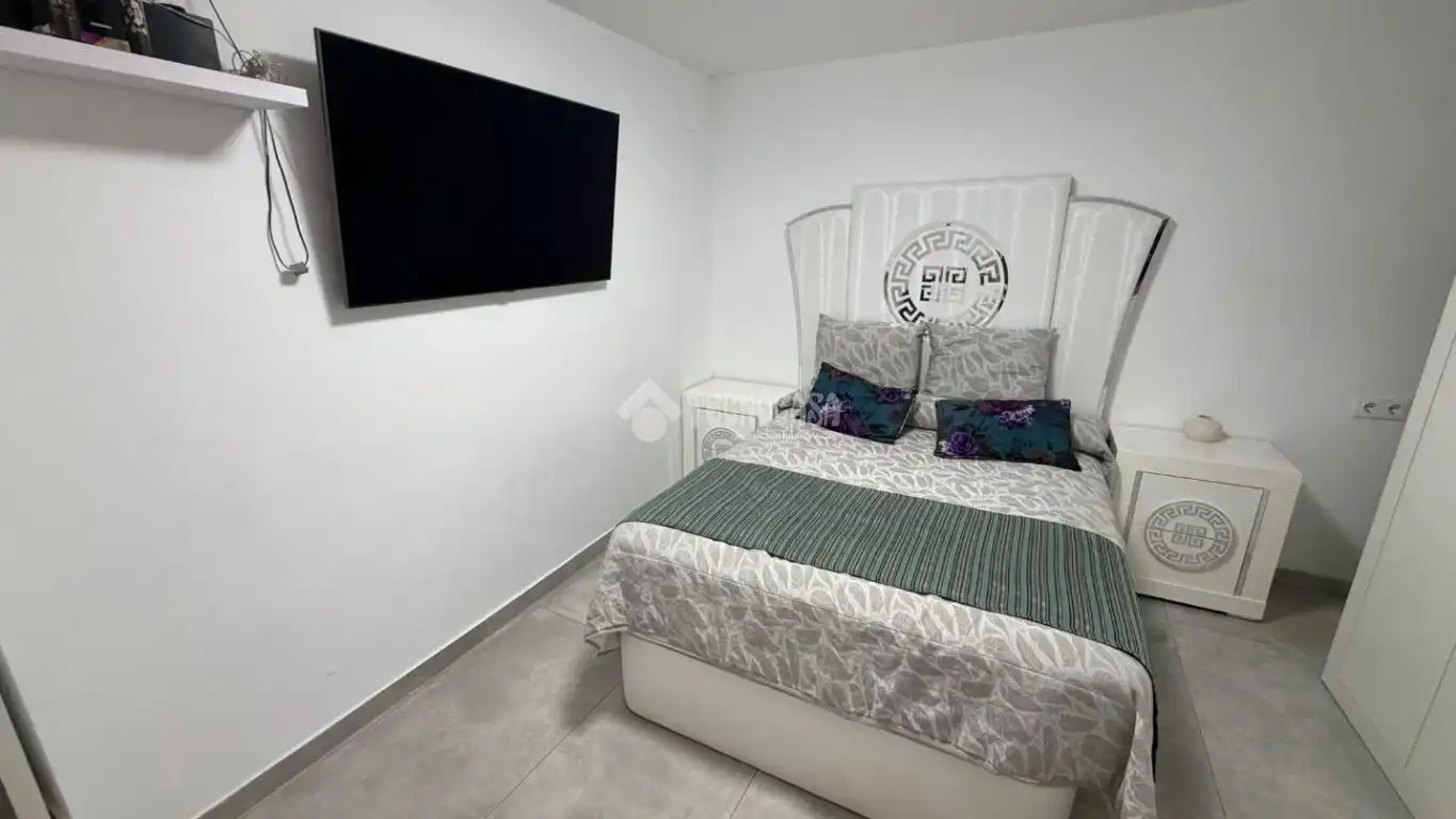 Semi-detached house with terrace for sale in Santa Isabel, imagen 14