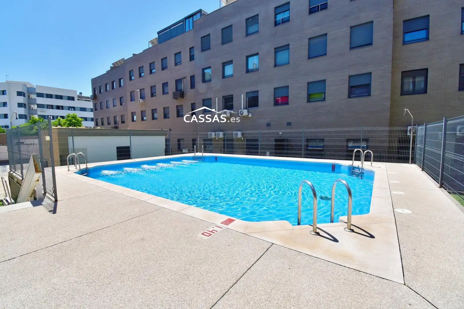 Piscina de Planta baja en venta en Torrejón de Ardoz con Aire acondicionado, Calefacción y Jardín privado