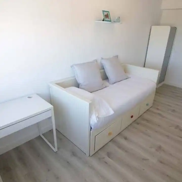 Habitación de Piso de alquiler en Santander con Calefacción, Amueblado y Balcón