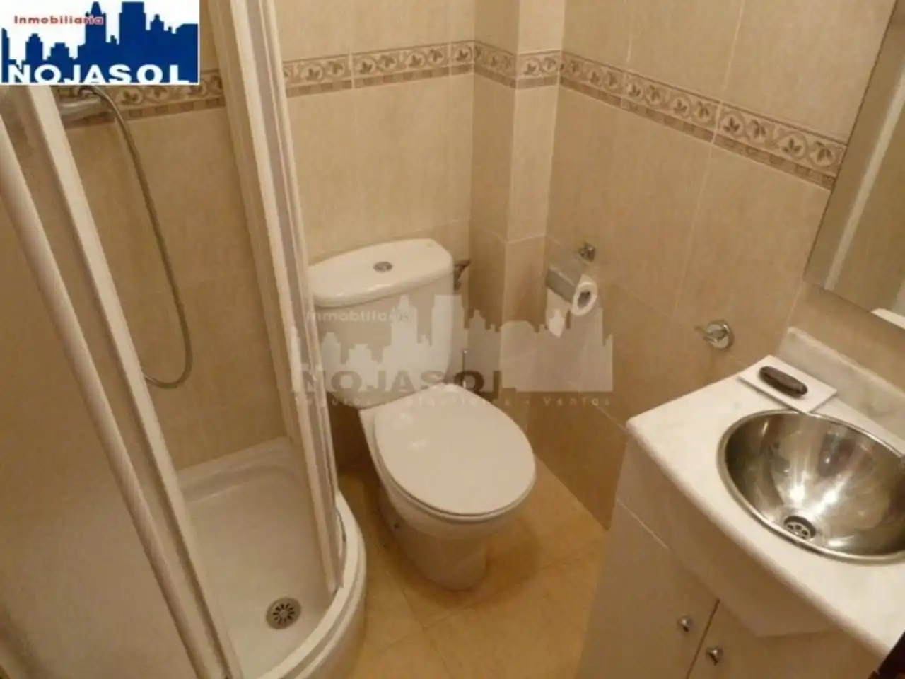 Bany de Apartament de lloguer en Noja amb Calefacció, Jardí privat i Terrassa