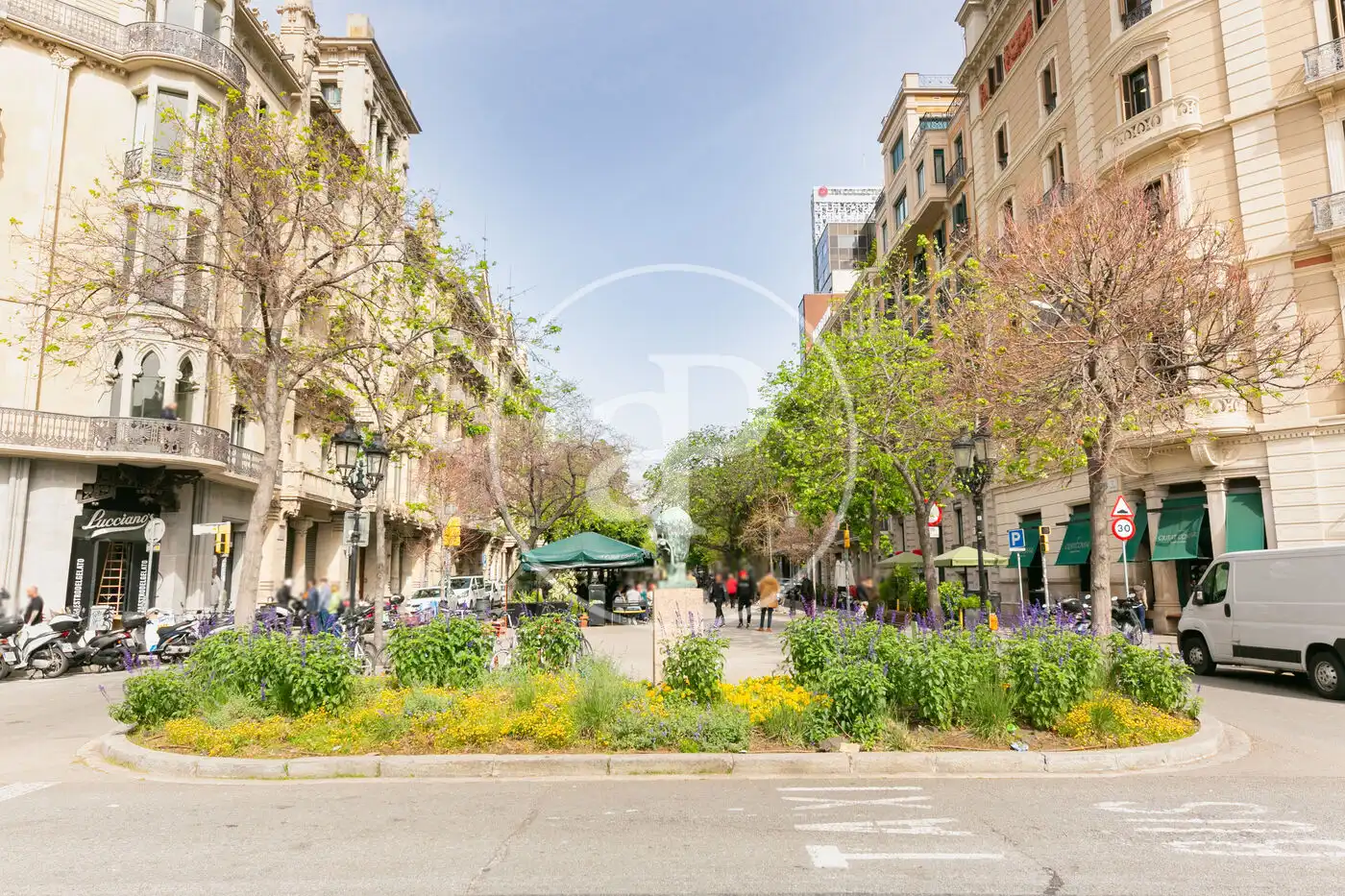 Vista exterior de Piso de alquiler en Barcelona con Aire acondicionado, Calefacción y Amueblado