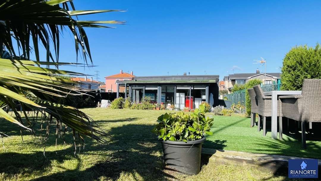 Jardí de Casa o xalet en venda en Gozón amb Aire condicionat, Calefacció i Terrassa