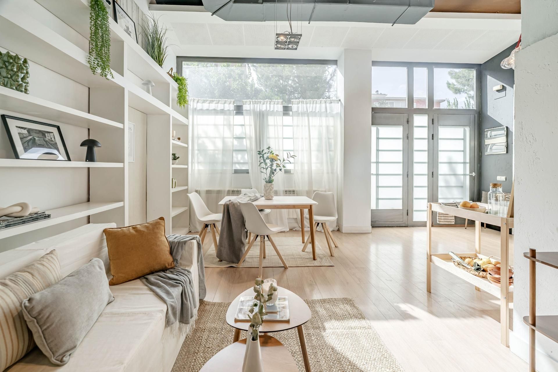 Sala d'estar de Loft en venda en  Madrid Capital amb Aire condicionat