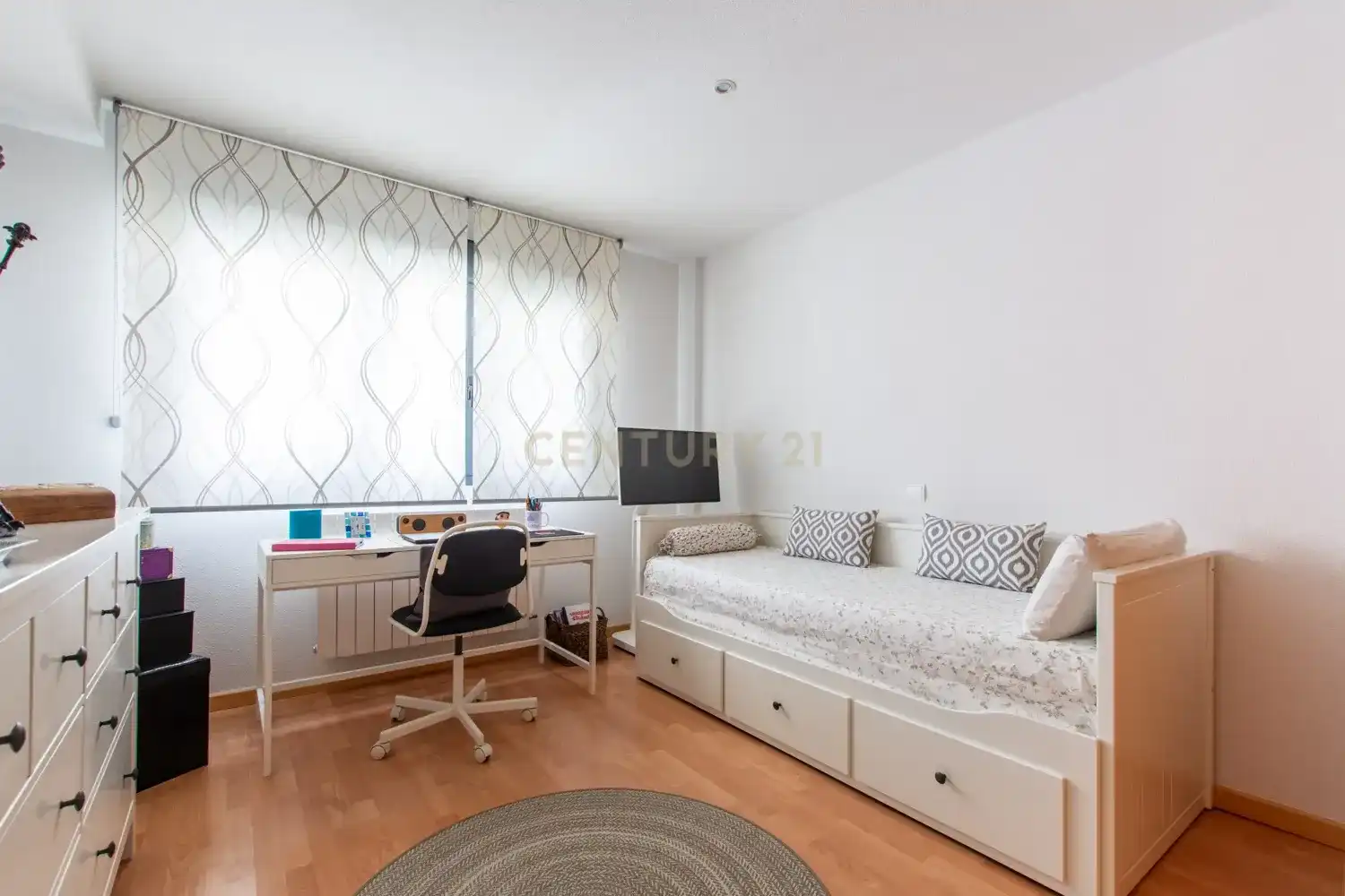 Bedroom of Detached homes for sale in Parla  with Air Conditioner, Storage room and Swimming Pool