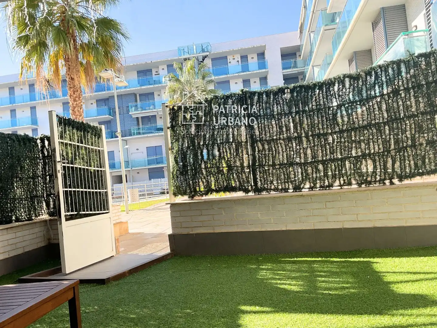 Vista exterior de Piso de alquiler en Cambrils con Aire acondicionado, Calefacción y Terraza