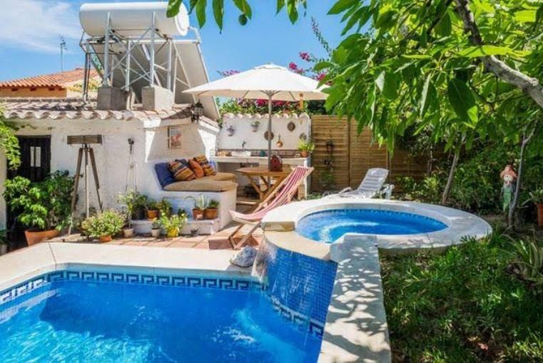 Piscina de Casa o chalet en venta en Rincón de la Victoria con Aire acondicionado, Calefacción y Jardín privado
