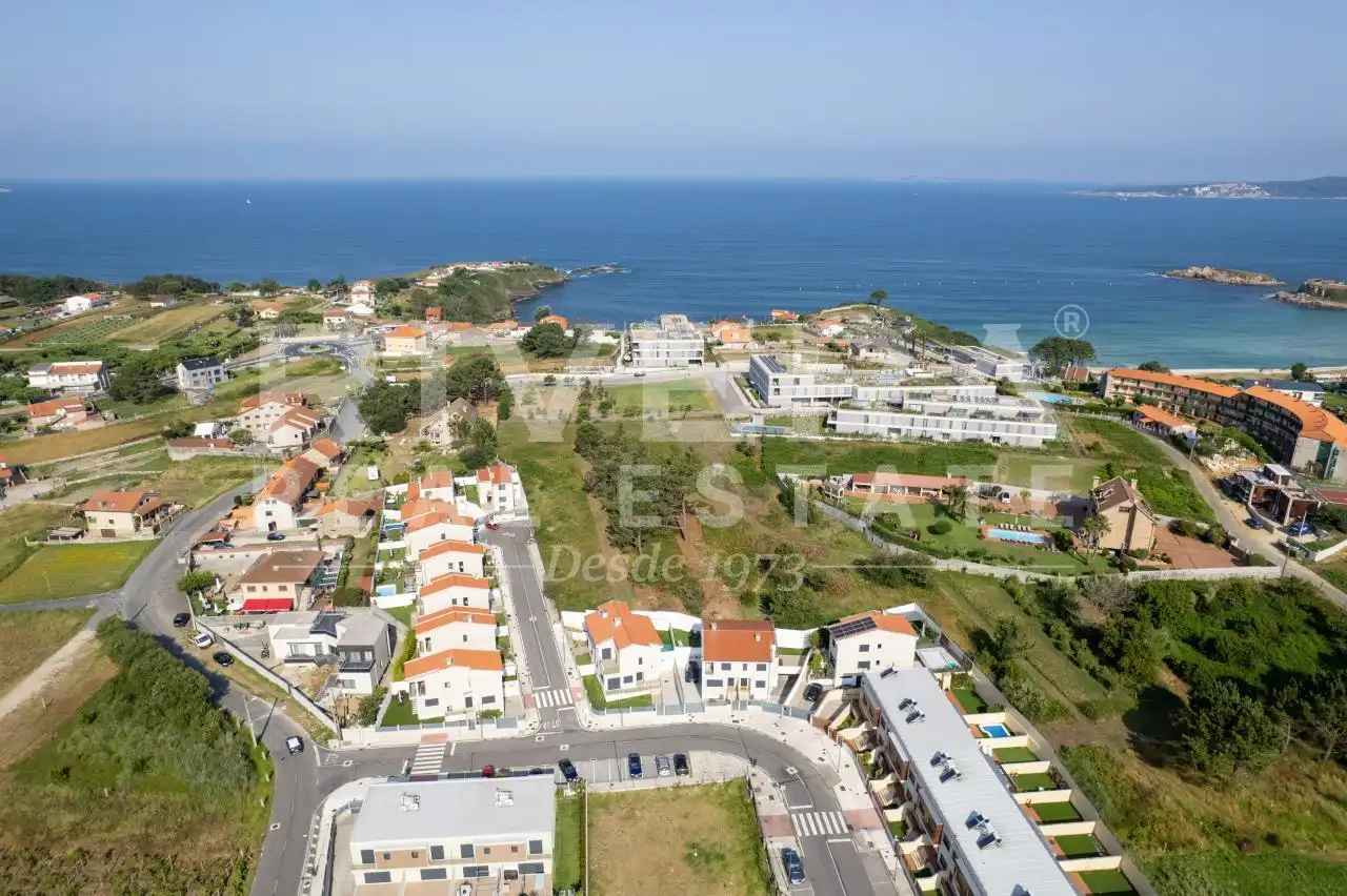 Detached homes for sale in Sanxenxo  with Heating, Private garden and Terrace