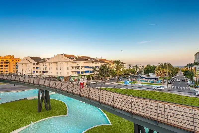 Apartament amb piscina en venda a Avenida de Burgos, imagen 6