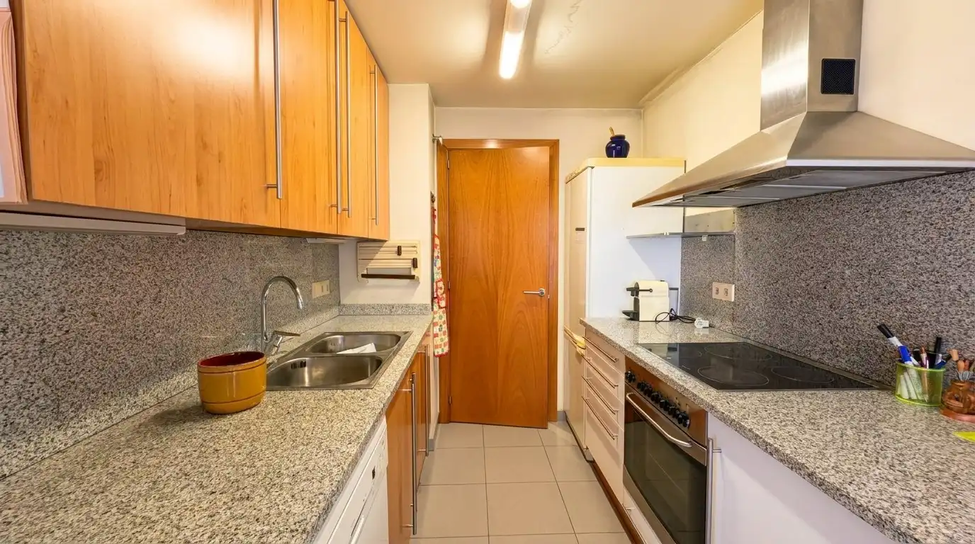 Cocina de Piso en venta en Girona con Aire acondicionado, Calefacción y Balcón
