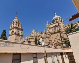 Vista exterior de Pis en venda en Salamanca Capital amb Calefacció i Balcó