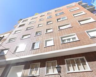 Exterior view of Flat to rent in  Madrid Capital  with Heating and Terrace