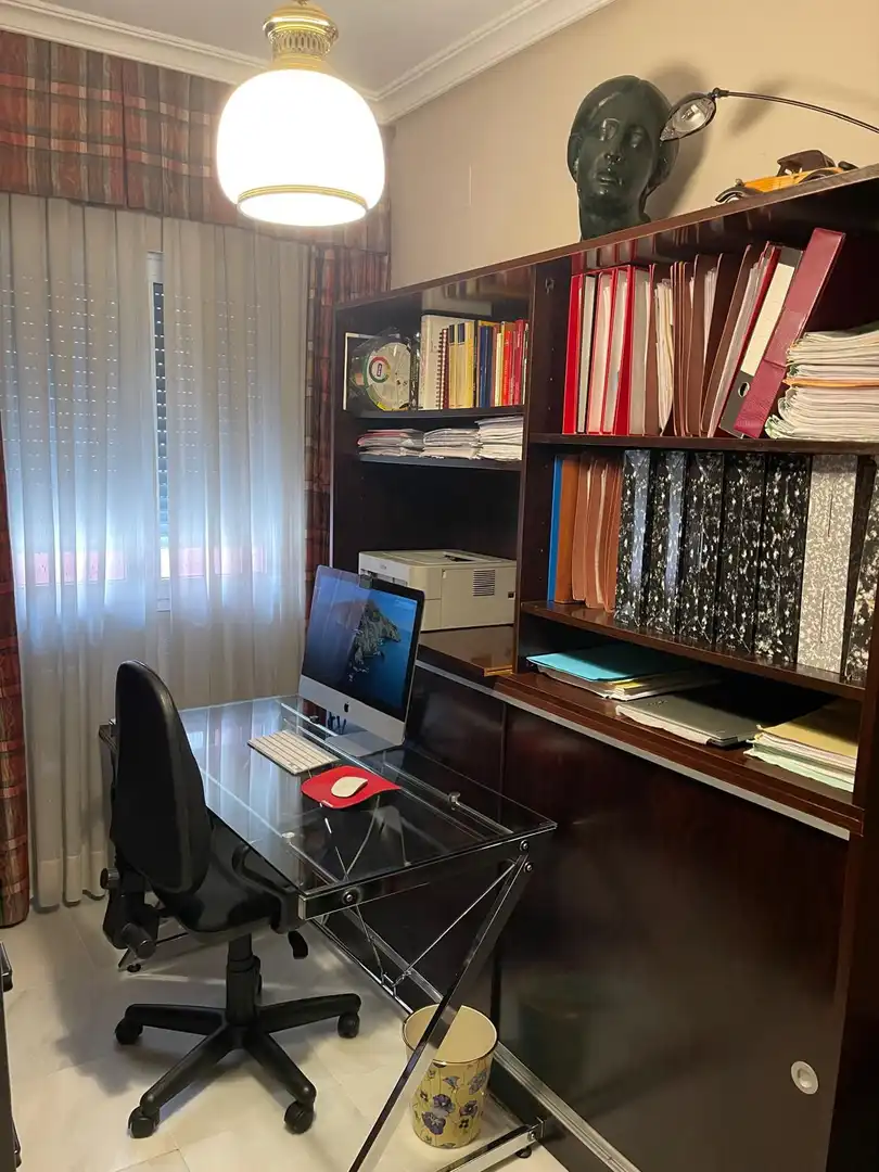 Wohnung zum Verkauf in Sevilla mit Abstellraum