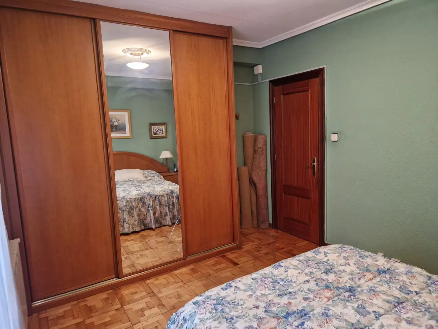 Dormitori de Pis en venda en Torrelavega  amb Calefacció i Terrassa