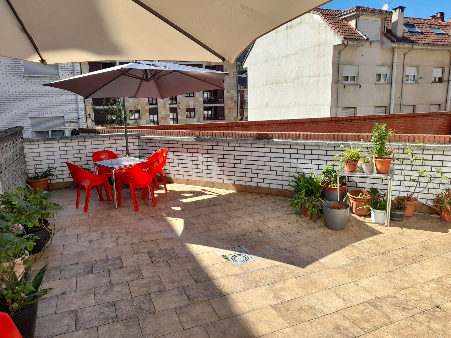 Terrassa de Pis en venda en Laviana amb Calefacció, Parquet i Terrassa