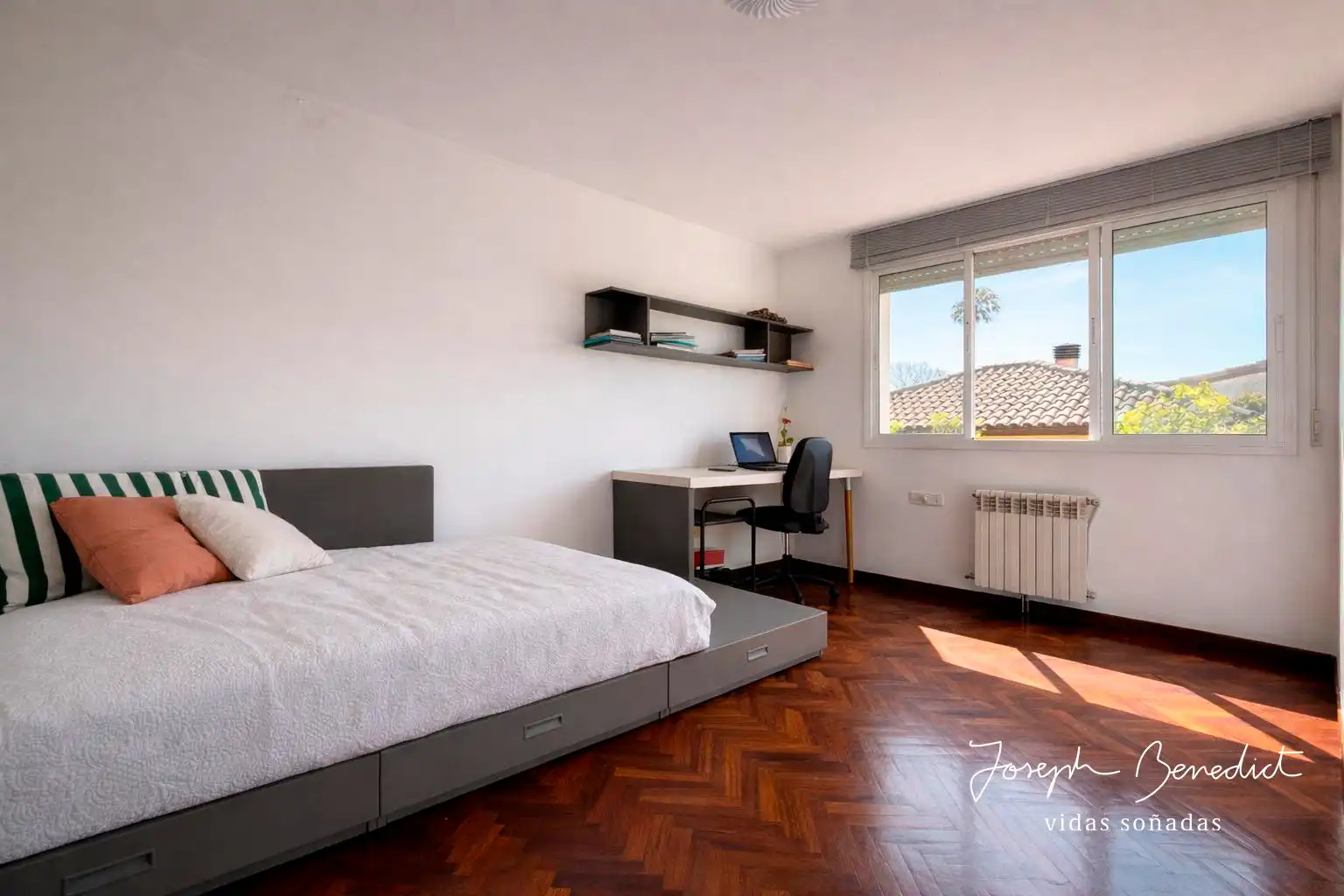 Habitación de Casa o chalet en venta en Castelldefels con Aire acondicionado, Calefacción y Jardín privado