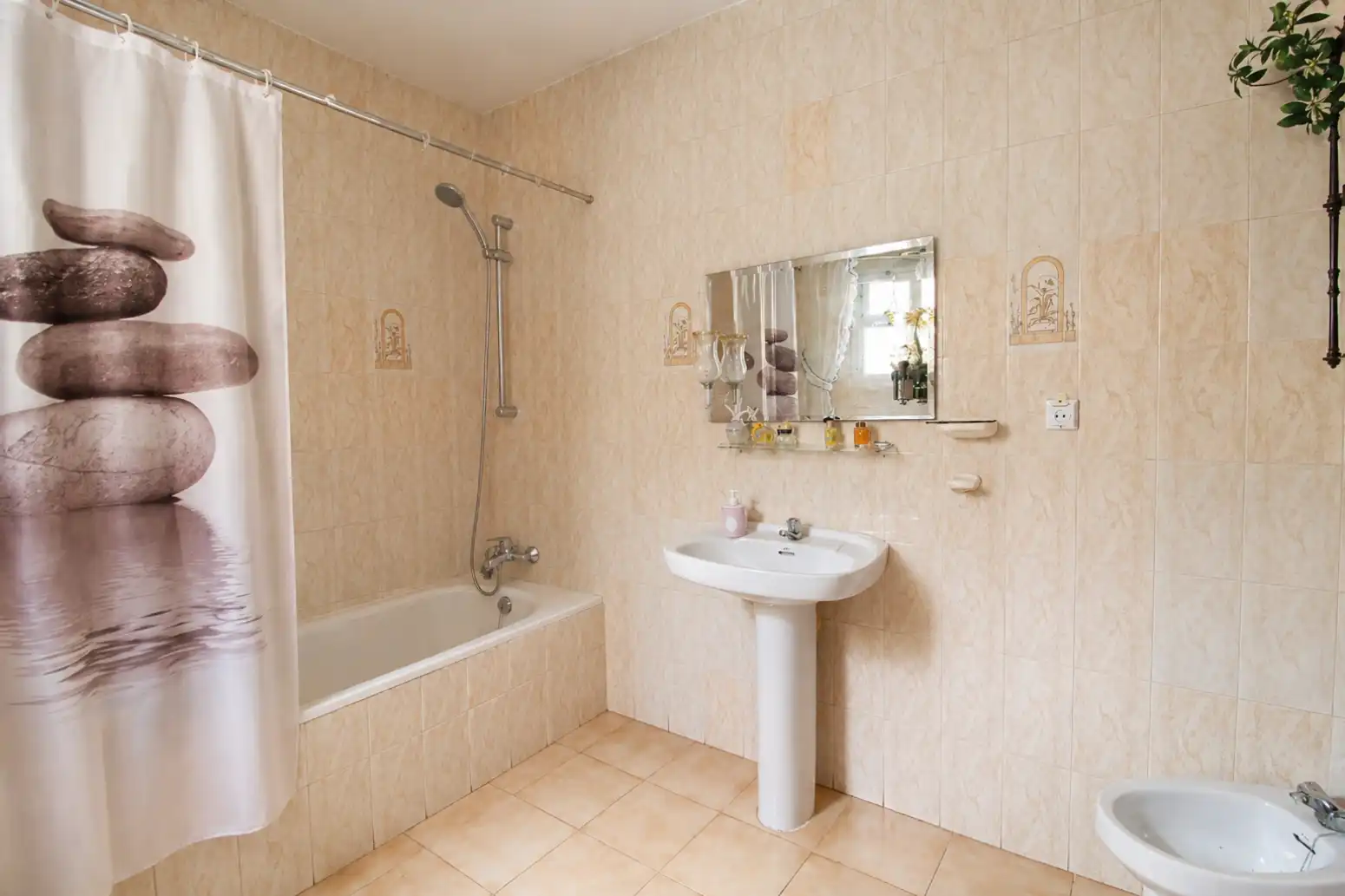 Baño de Casa o chalet en venta en Vélez-Málaga con Calefacción y Jardín privado