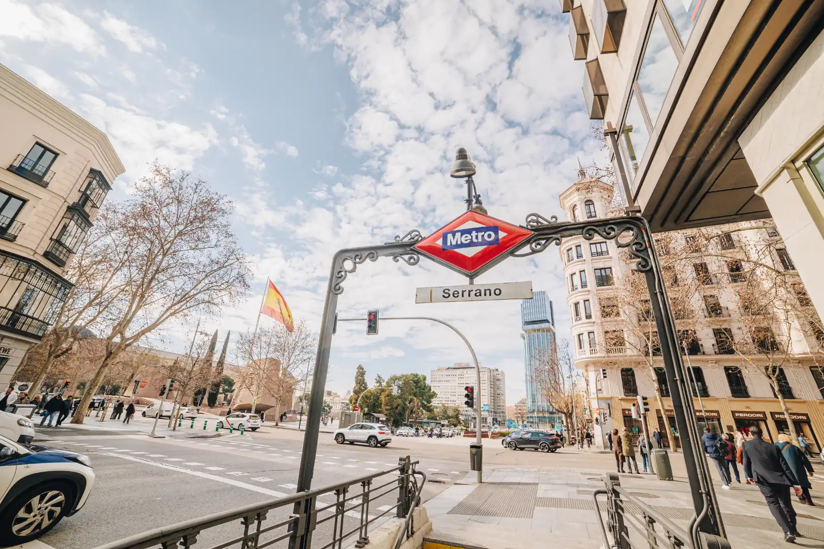 Exterior view of Flat for sale in Madrid  with Air Conditioner, Heating and Oven