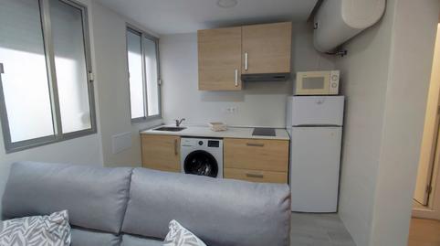 Foto 2 de Pis en venda a Calle Navaconcejo, 8, Miralvalle - Av. Virgen del Puerto - La Data, Plasencia