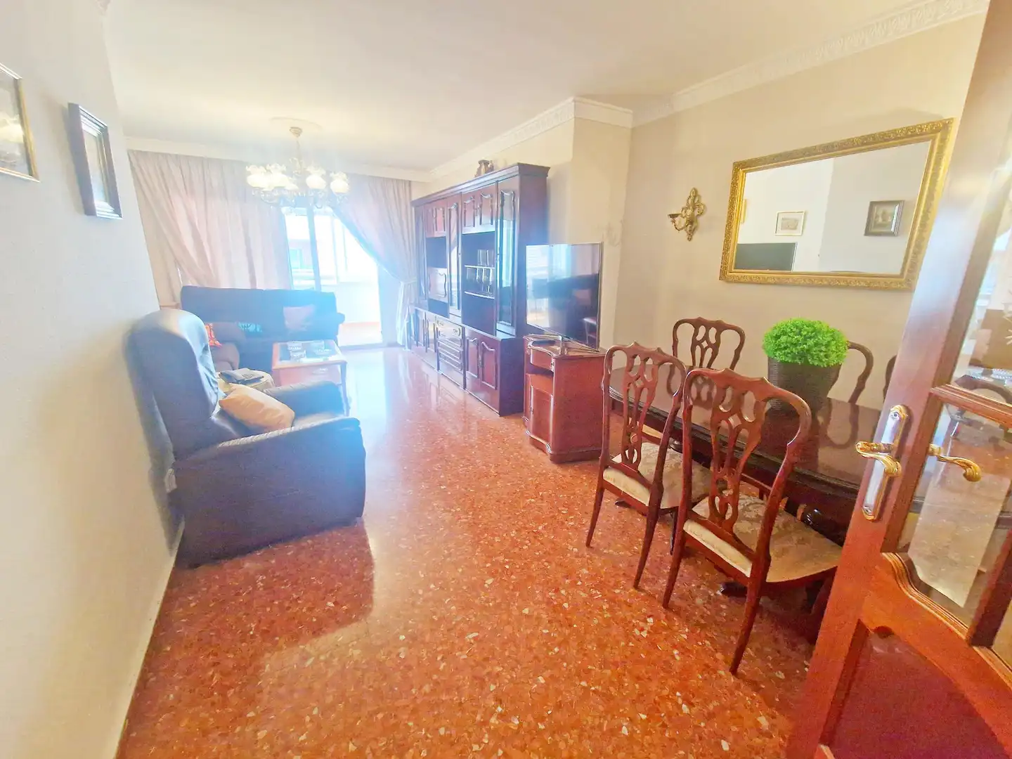 Wohnung zur Miete in C. Poeta Francisco Coronado y Delicado, Martiricos - La Roca - La Rosaleda