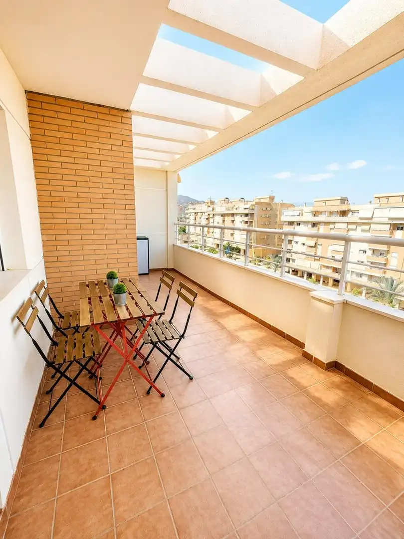 Terrasse von Dachboden zur Miete in Málaga mit Klimaanlage, Privatgarten und Terrasse