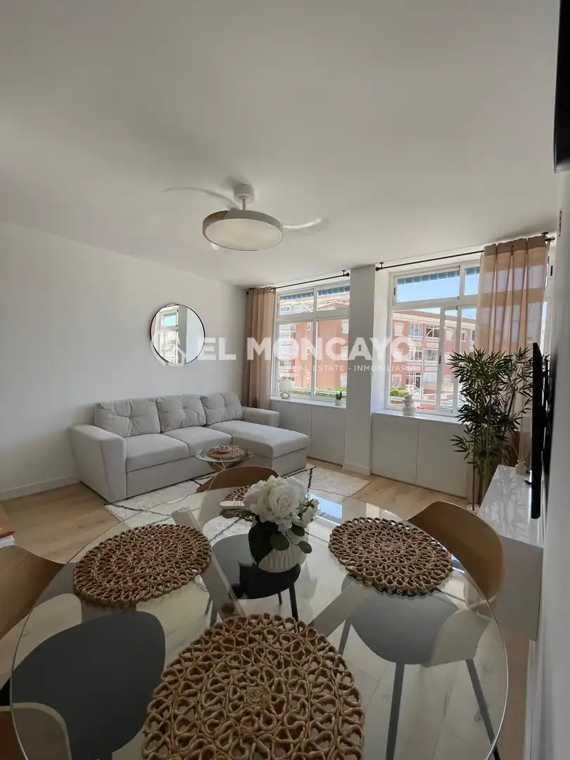 Wohnzimmer von Wohnungen zum Verkauf in Torrevieja mit Terrasse, Möbliert und Gemeinschaftspool