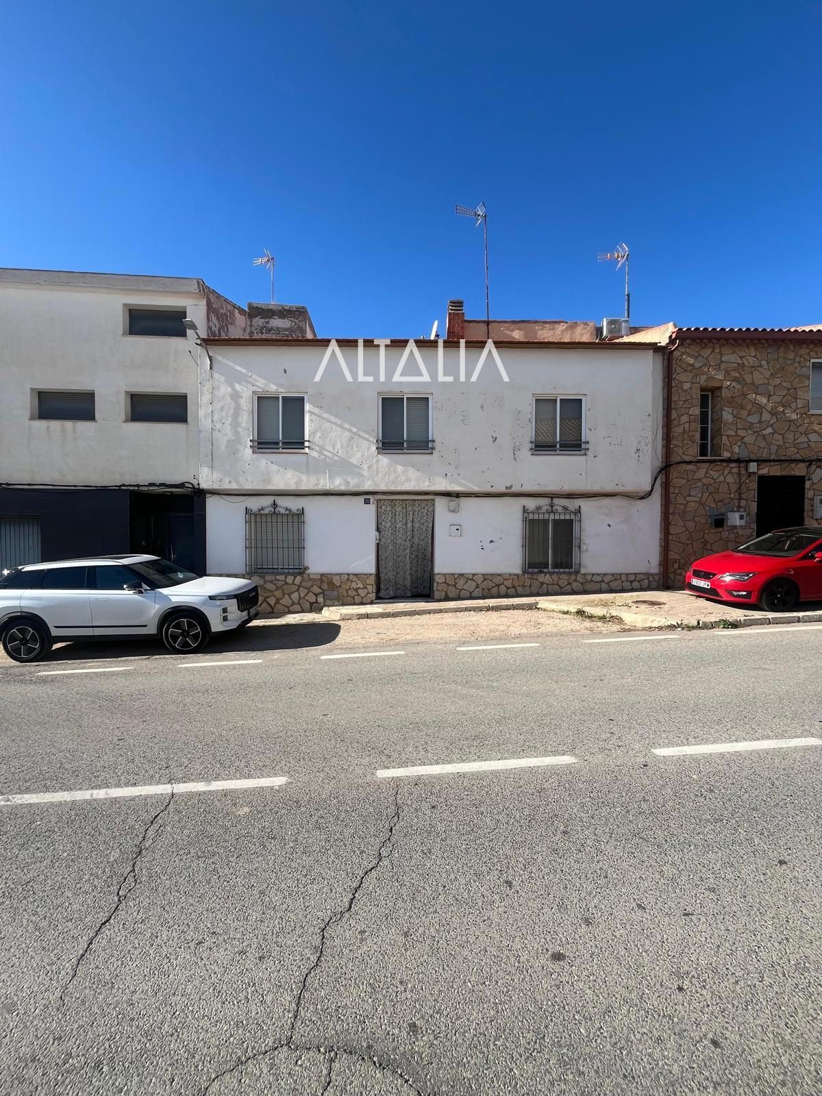 Vista exterior de Casa o chalet en venta en Belmonte con Calefacción