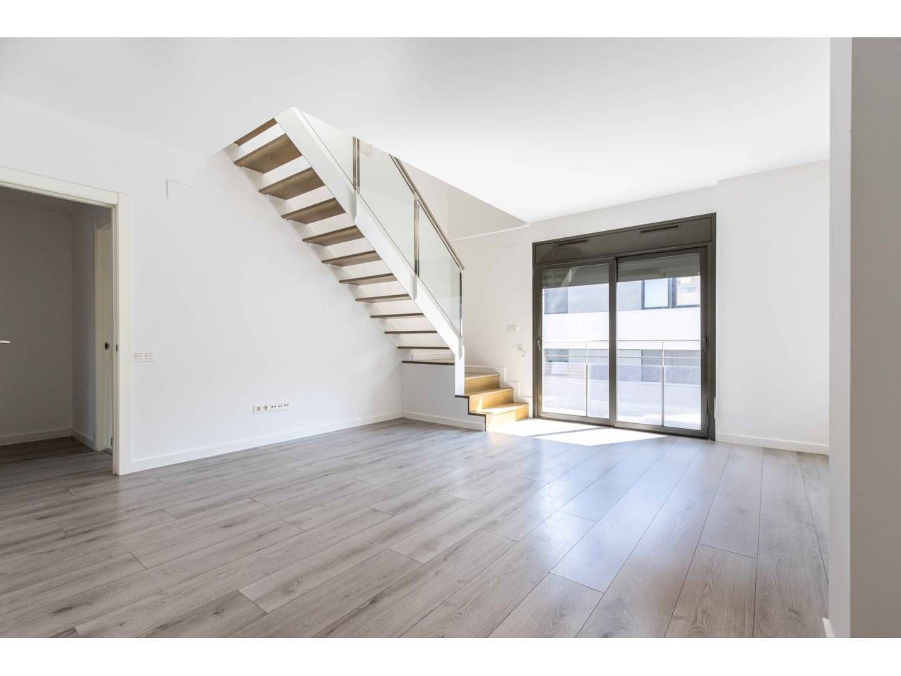 Duplex for sale in Terrassa  with Air Conditioner, Heating and Parquet flooring