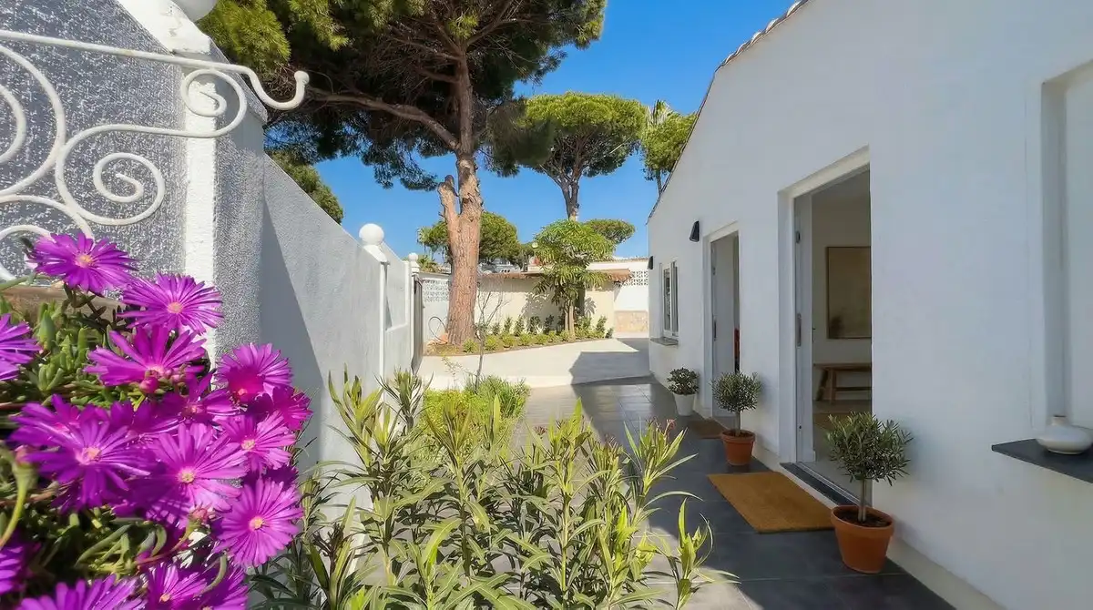 Adossat amb jardí en venda a Calahonda, imagen 2