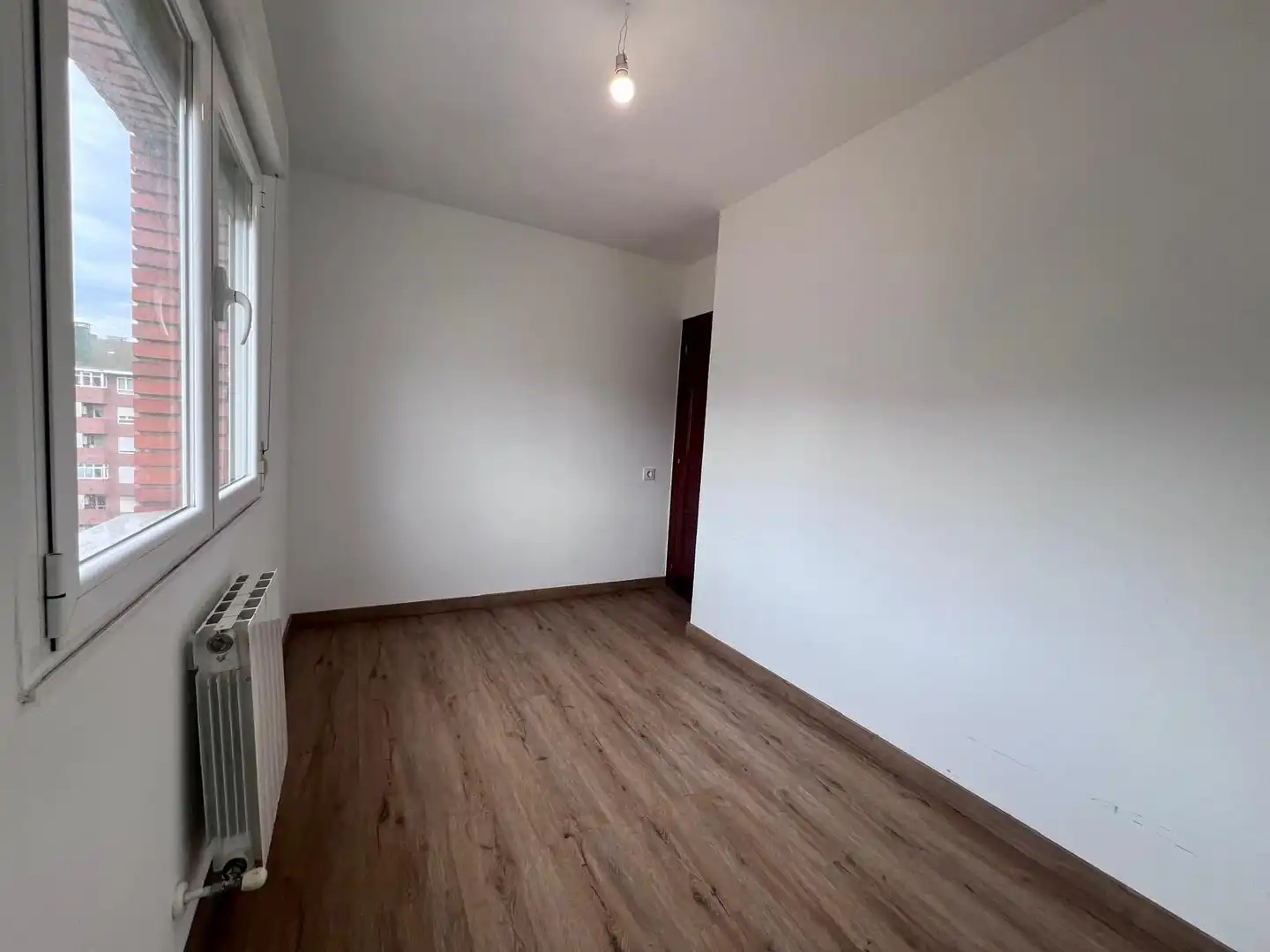 Pis en venda en Oviedo  amb Calefacció i Parquet