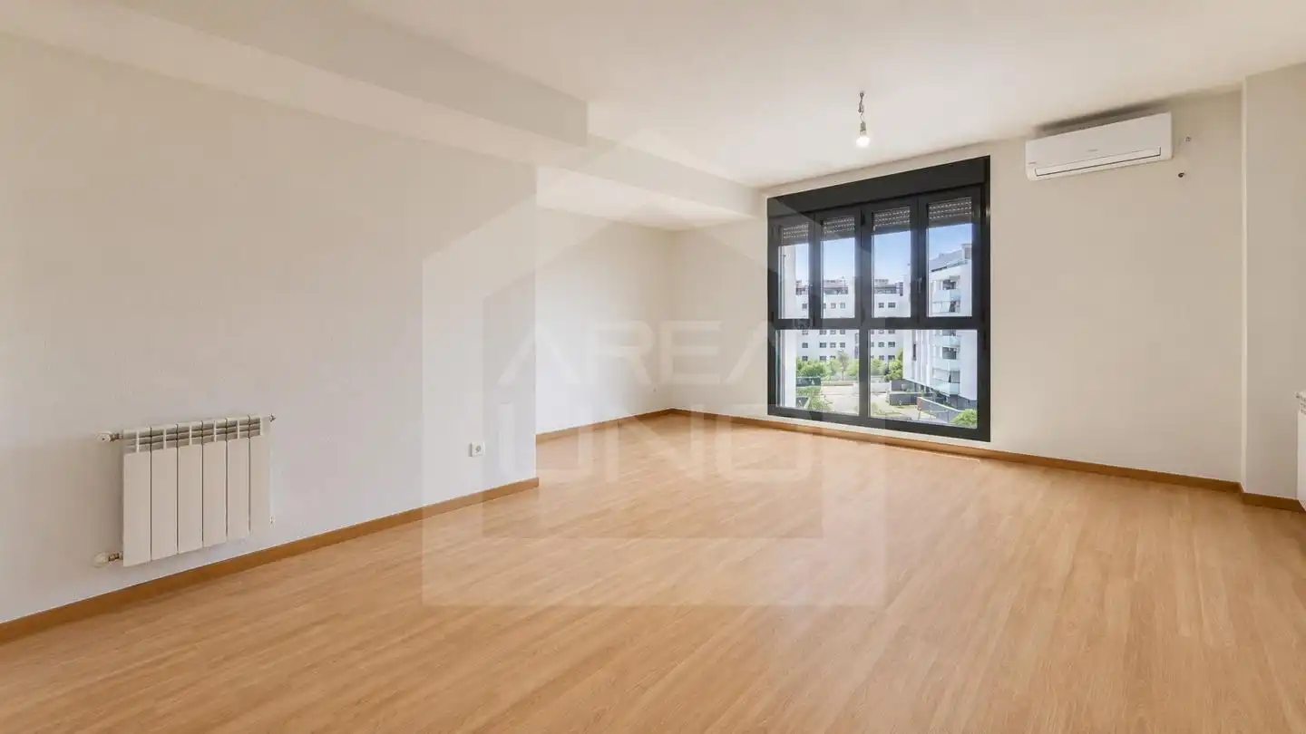 Habitación de Piso de alquiler en Móstoles con Aire acondicionado, Calefacción y Trastero