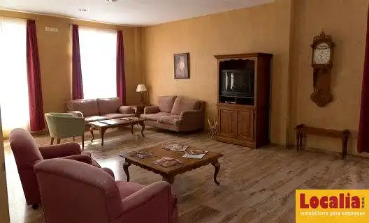 Sala de estar de Edificio en venta en Malpartida de Plasencia