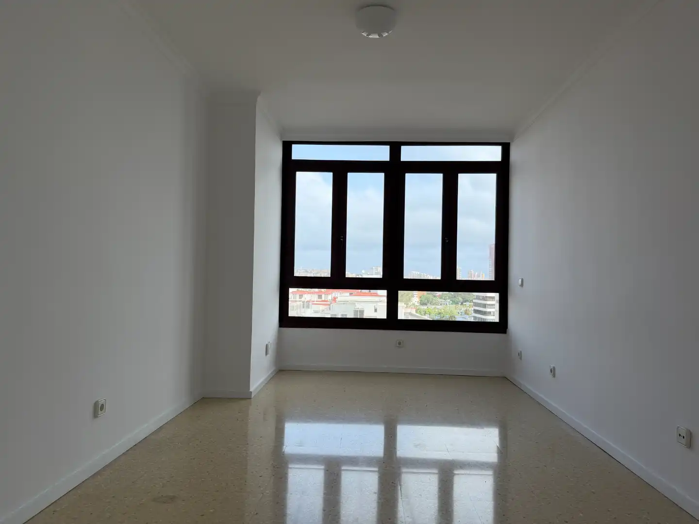 Pis de lloguer a Avenida Juan XXIII, Arenales - Lugo - Avda. Marítima