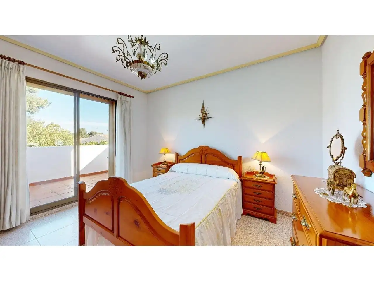 Habitación de Casa adosada en venta en Torrent con Aire acondicionado, Calefacción y Jardín privado