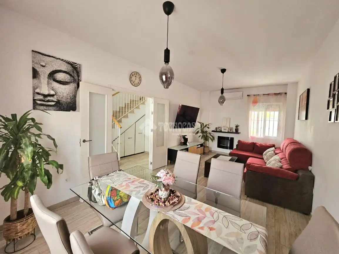 Living room of Detached homes for sale in Almensilla