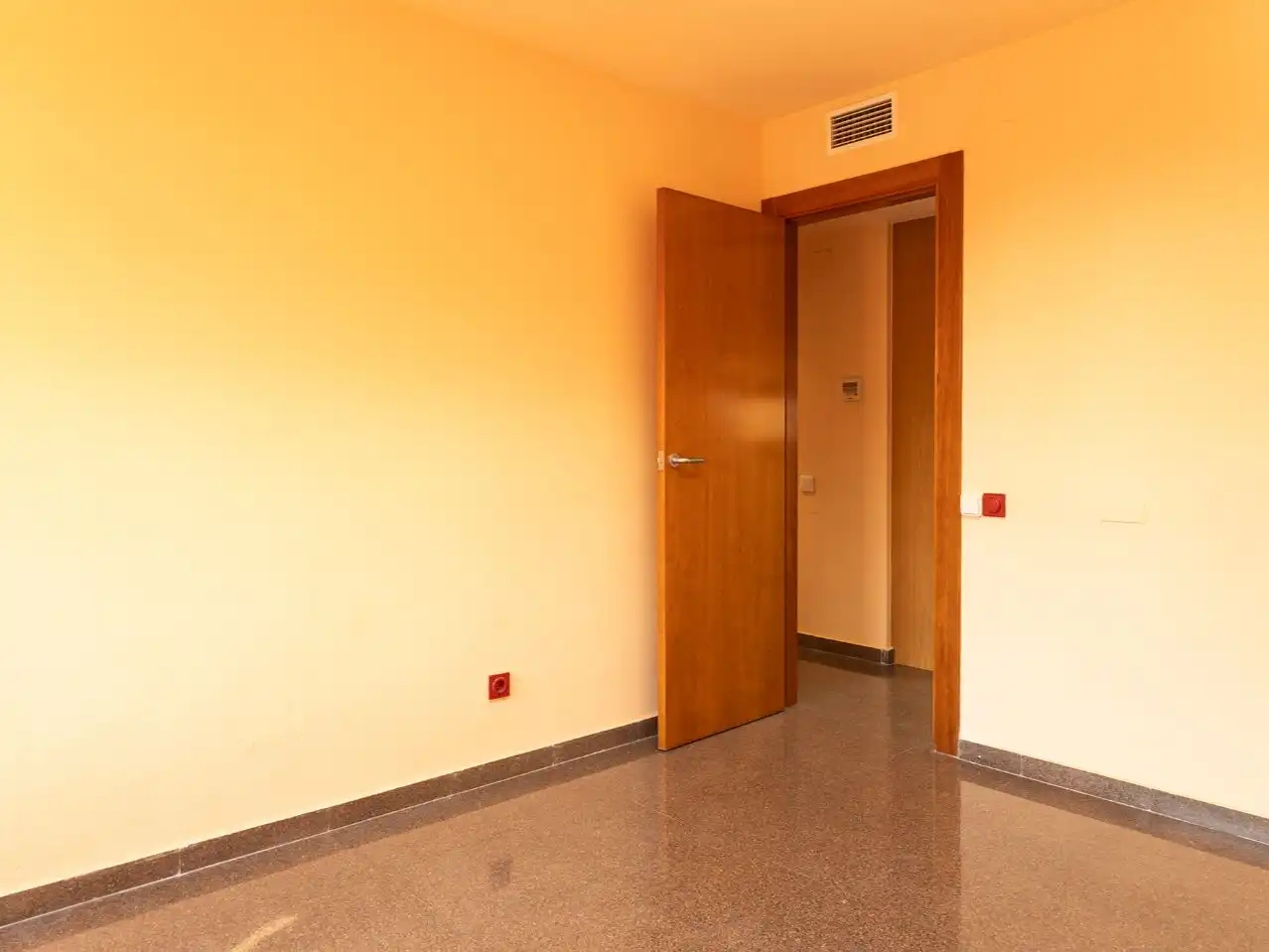 Oficina en venta en Murcia con Aire acondicionado y Calefacción
