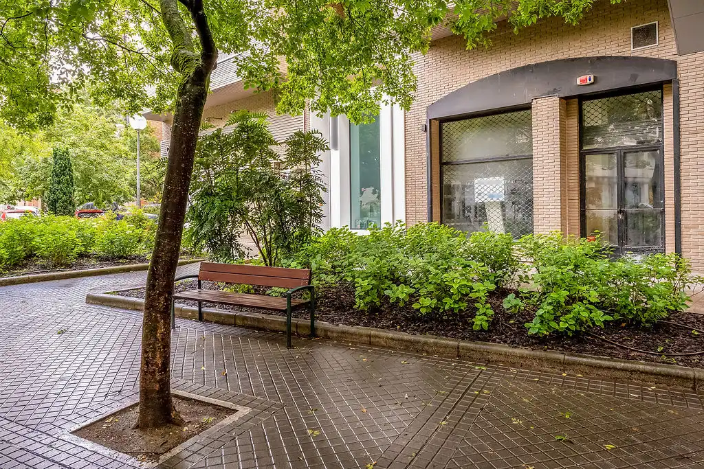 Exterior view of Commercial properties for rent in  Pamplona / Iruña
