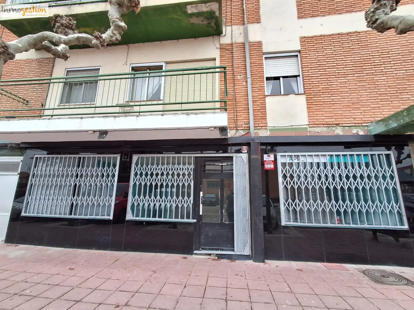 Exterior view of Commercial properties for rent in Tudela de Duero