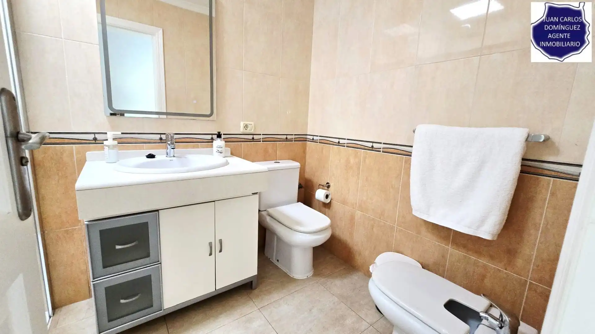 Bany de Casa o xalet de lloguer en San Bartolomé de Tirajana amb Aire condicionat, Jardí privat i Terrassa