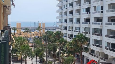 Foto 2 de Piso en venta en Puerto Deportivo, Fuengirola