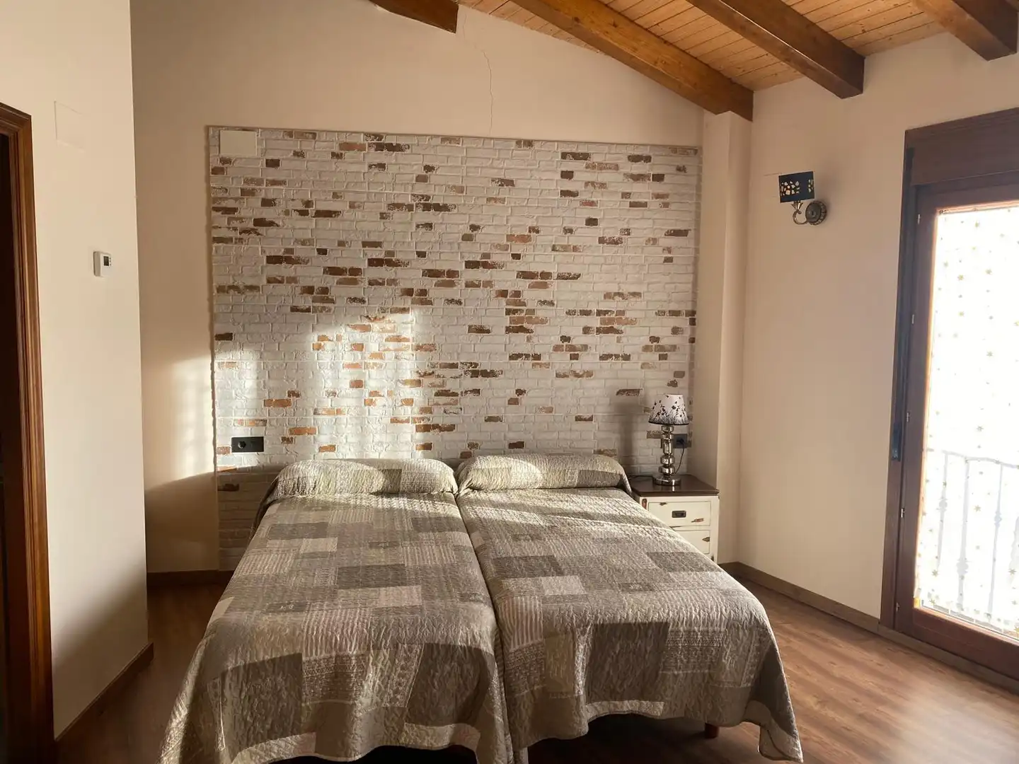 Habitación de Edificio en venta en Anento