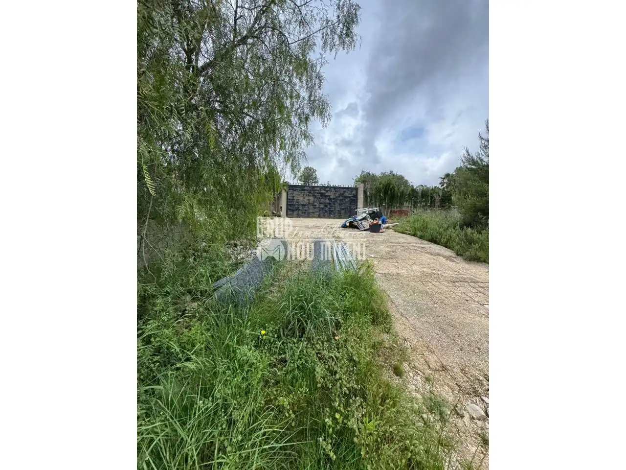Finca rústica en venda en Montserrat amb Jardí privat