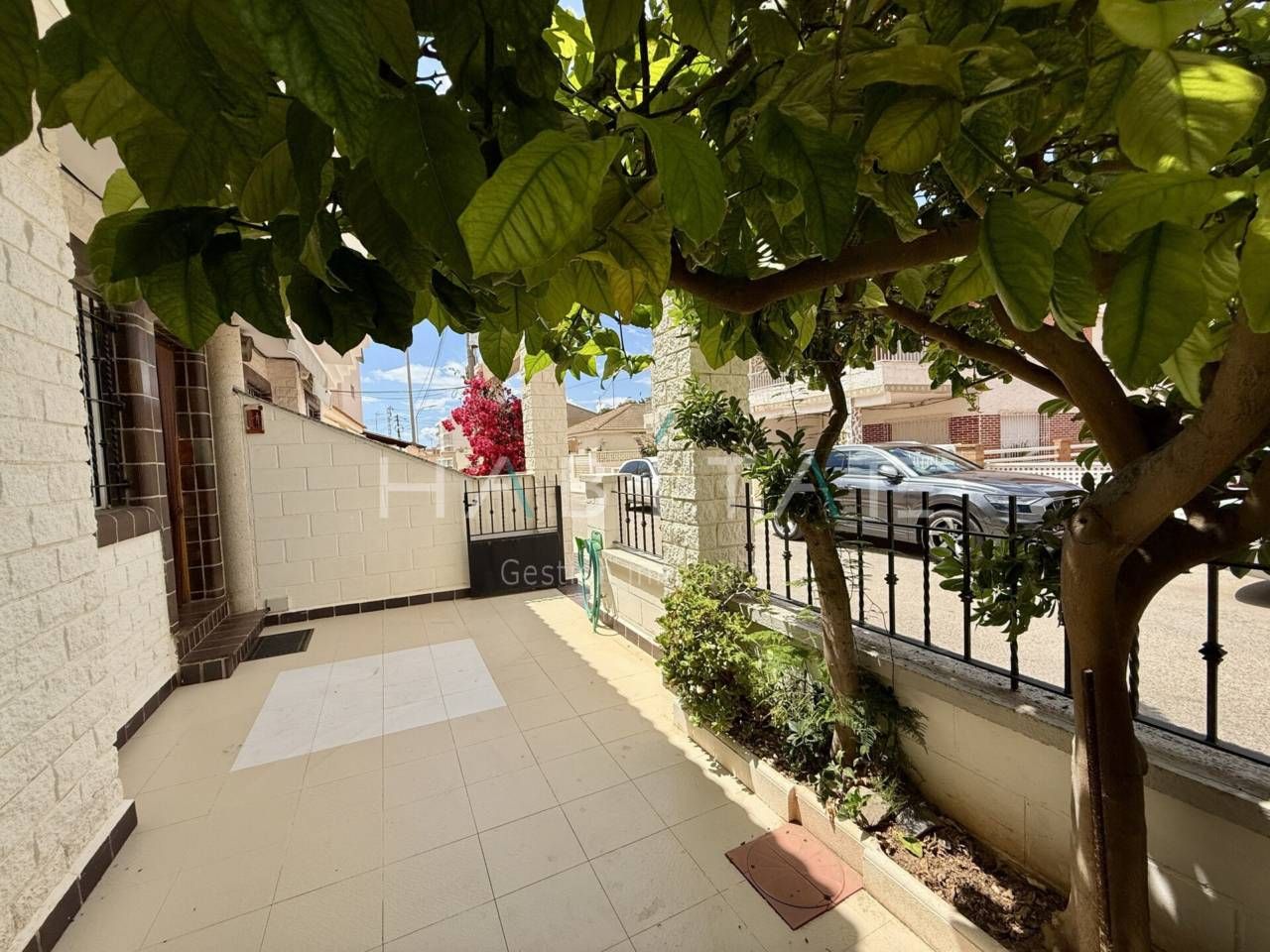 Exterior view of Duplex for sale in Pilar de la Horadada  with Air Conditioner, Private garden and Terrace