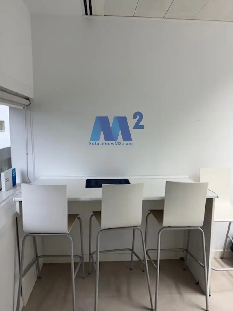 Oficina de alquiler en Anabel Segura, Arroyo de la Vega