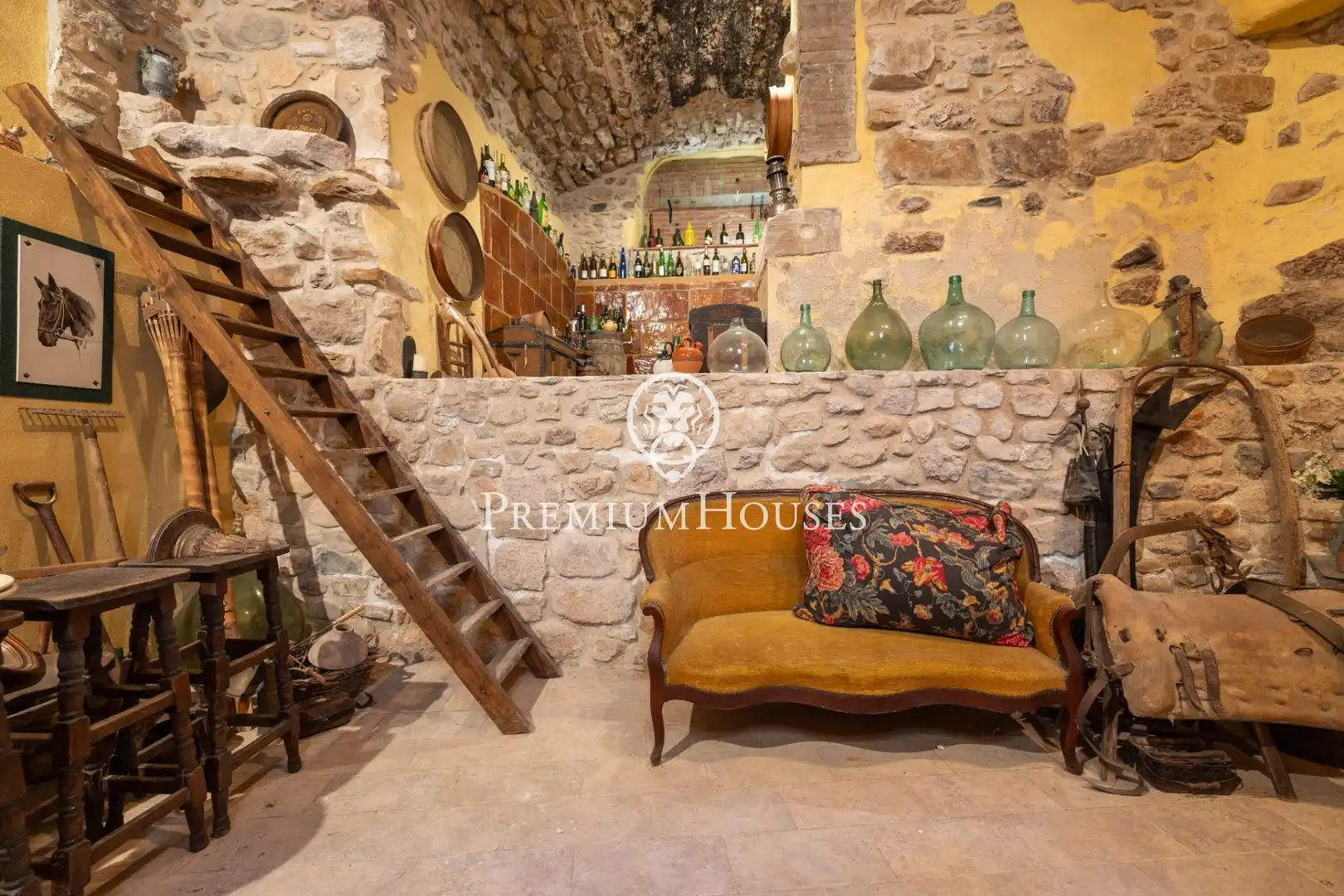 Houses for sale in Montblanc, Tarragona
