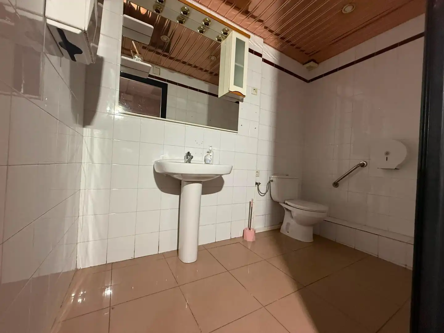 Local comercial en venta en Montigalà - Sant Crist, imagen 20